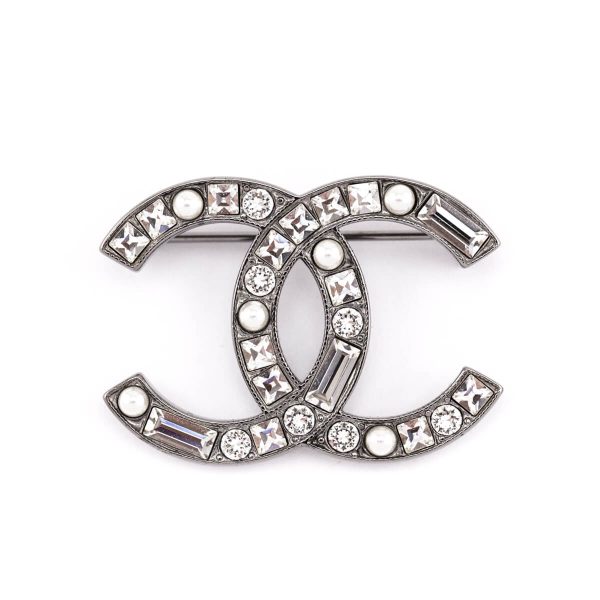 Chanel Crystal & Faux Pearl CC Brooch Sale