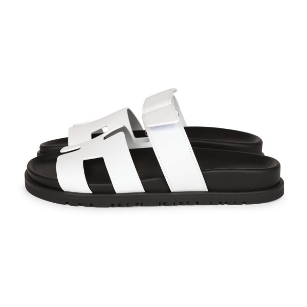 Hermes Chypre Sandals White Palladium Hardware 35.5 EU Online