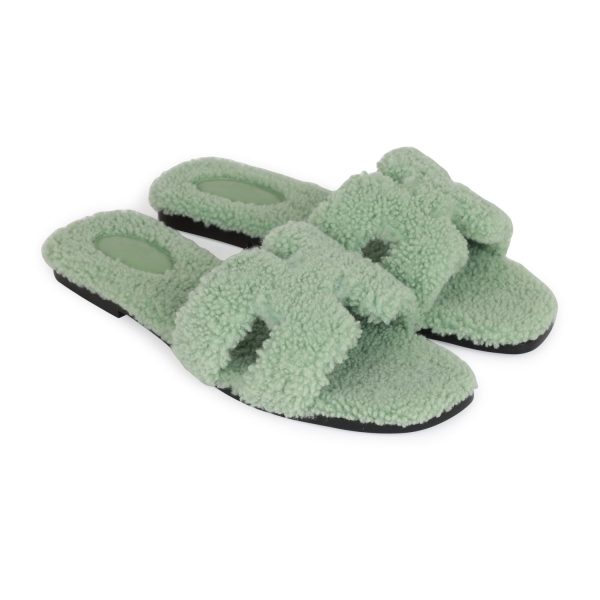 Hermes Oran Sandals Vert D eau Woolskin 41 Hot on Sale